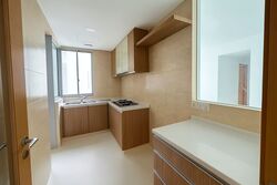 The Lakeshore (D22), Condominium #488203321